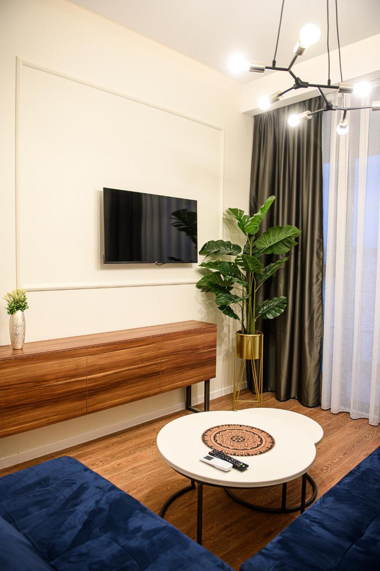 Axiom Apartment